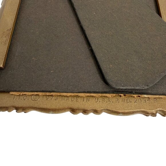 1973 Ornate Gold-Tone 5x7 Photo Frame By IIC MCM Made In USA Hang or Standing - Picture 5 of 7